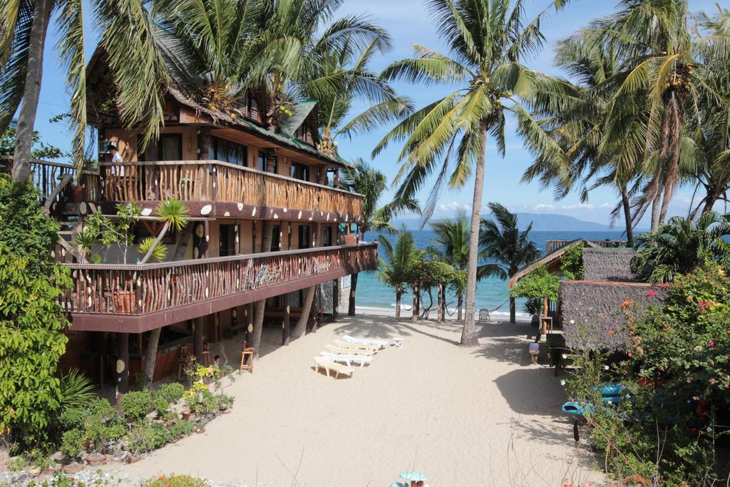 Bamboo House Beach alojamiento&restaurante Puerto Galera Exterior foto